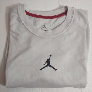 nike jordan dri fit shirt medium light gray